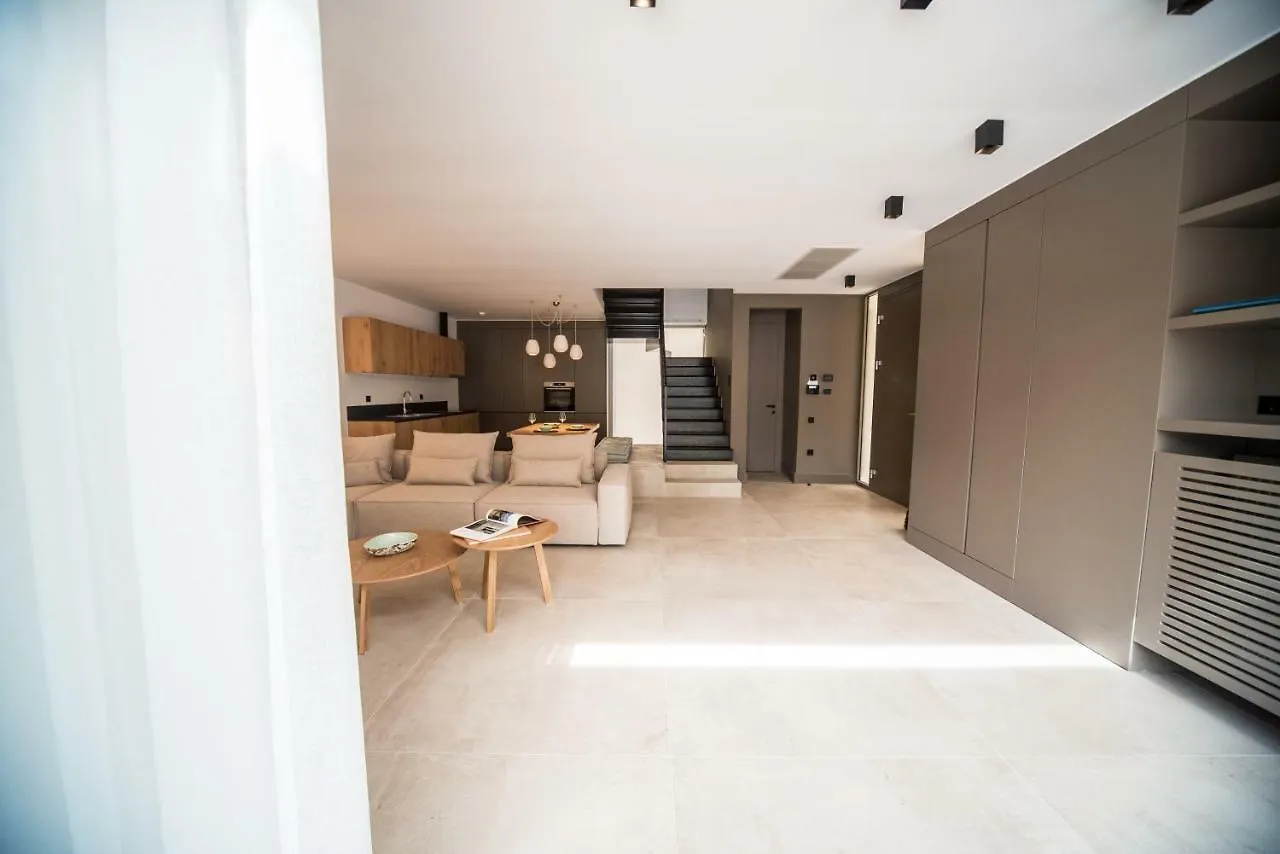 Amantes Villas And Suites 니키티