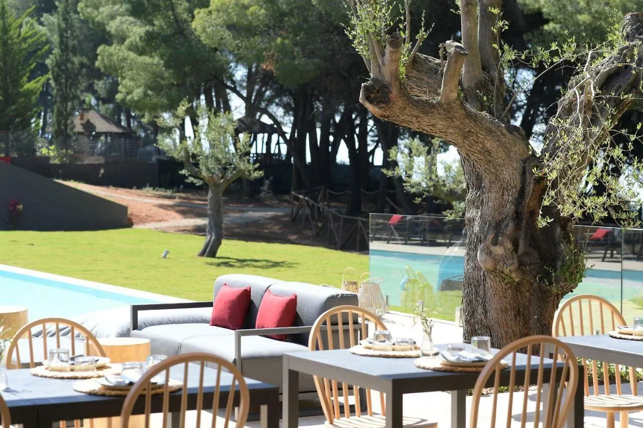 Amantes Villas And Suites 니키티 호텔
